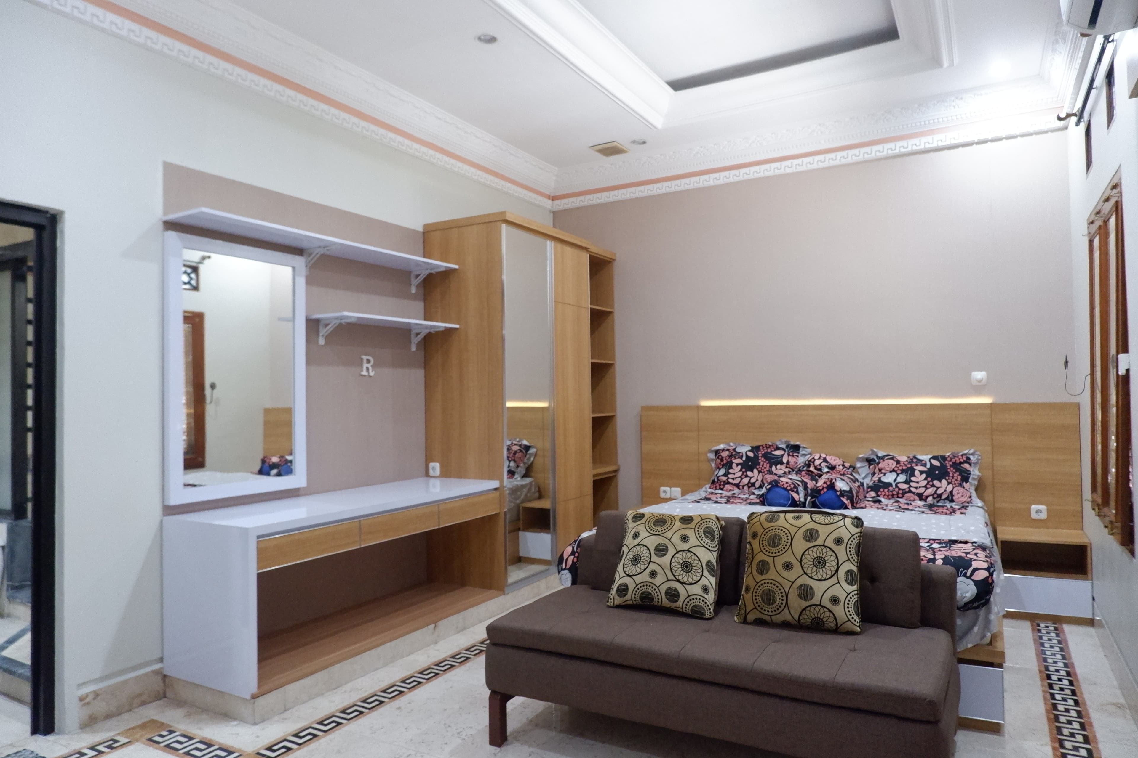 Dzawani Pogung - foto 12