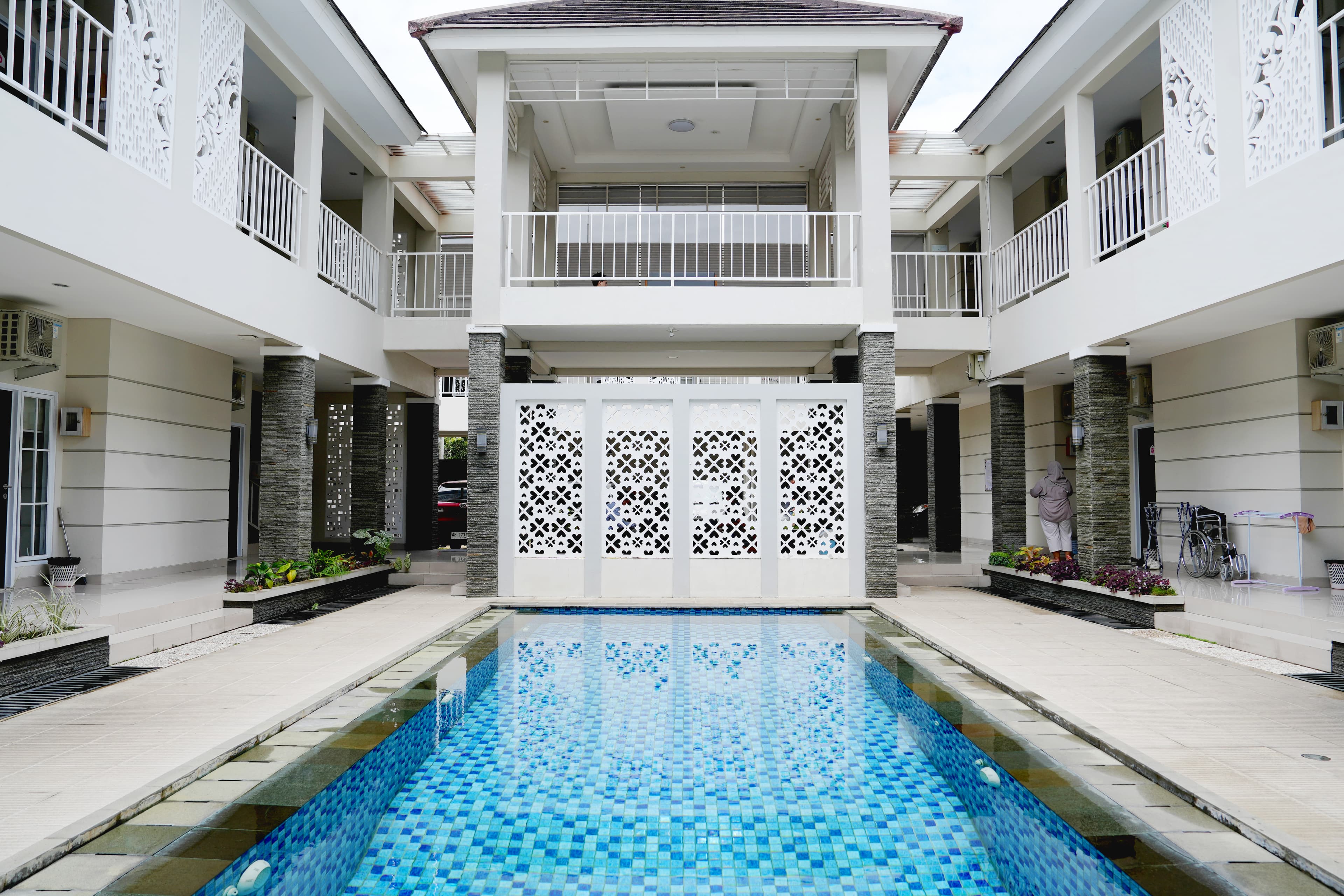 Dzawani Rajawali - foto 1